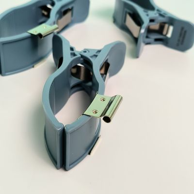 Klip kończyn Jeden pudełko/4 Niebieski Dwa elektrody ramienia Dwie elektrody stopy Otwór 4,0 mm REF EKG-FJX42