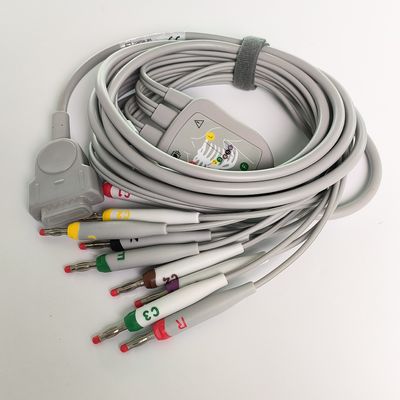 Elektrocardiogram zintegrowany z 12 przewodami ołowiowymi z 15 szpilkami.0